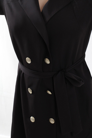 Czarna midi sukienka marynarkowa CLAUDIA – ponadczasowa elegancja w dużym rozmiarze