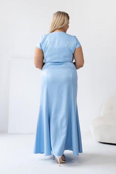 Błękitna długa sukienka ROSA maxi – subtelny luksus i świeża elegancja w dużym rozmiarze
