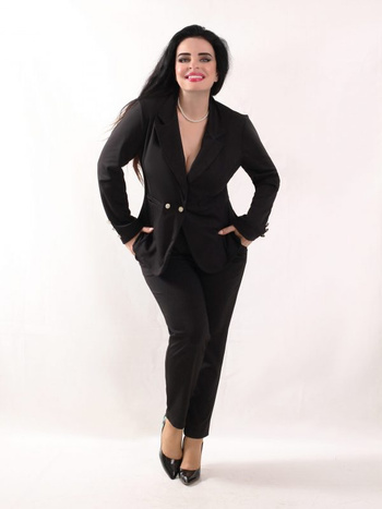 Czarny dzianinowy garnitur damski - zestaw - MARIA