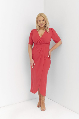 Koralowa elegancka sukienka z dłuższym tyłem Giulia